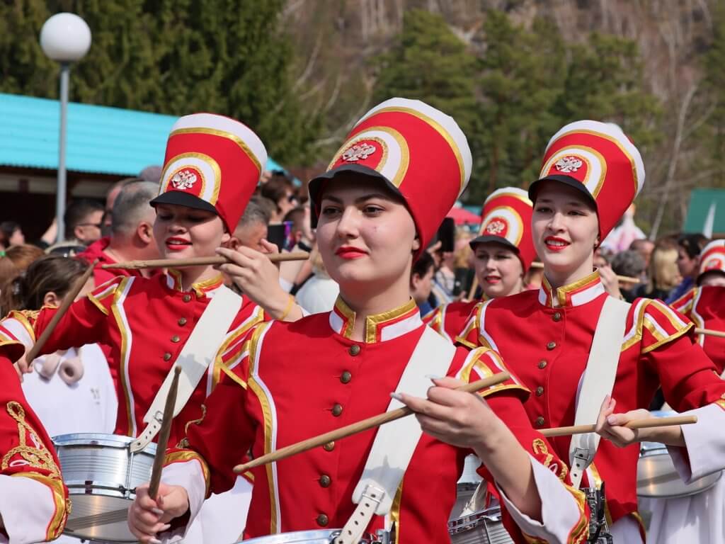 Цветение маральника 202, Алтай, Томенко